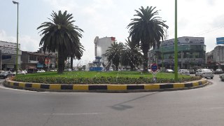 میدان آزادی در مرکز شهر نوشهر
